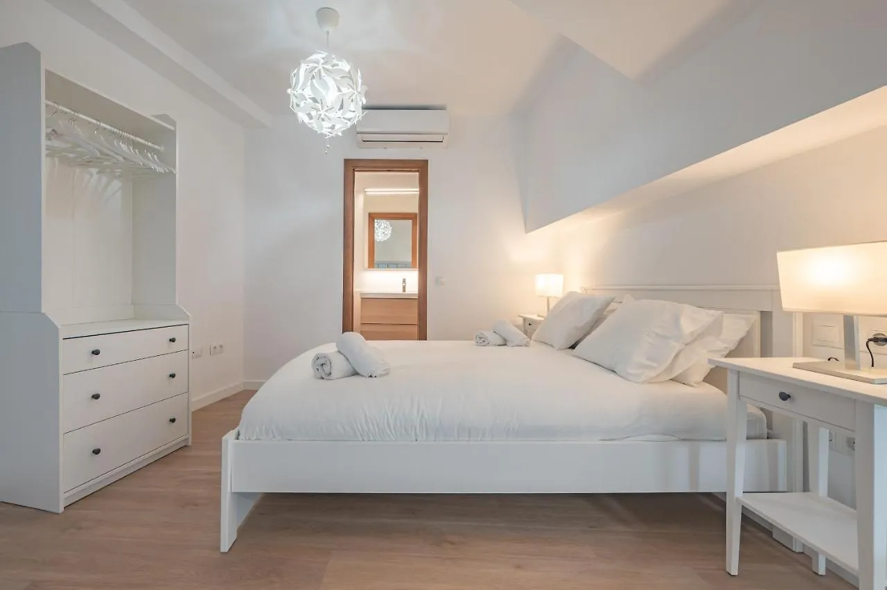 Dona Elvira Malasana Apartment Malaga